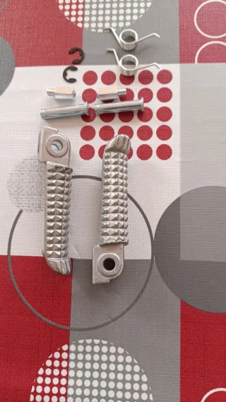 Estriberas Delanteras Yamaha