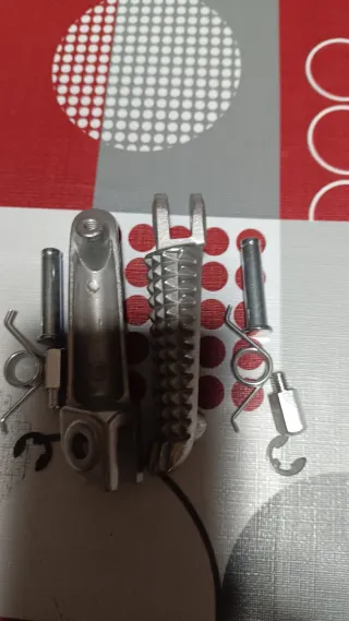 Estriberas Delanteras Yamaha