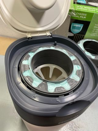 Contenedor de pañales Tommee Tippee