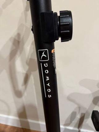 Bicicleta estática negra