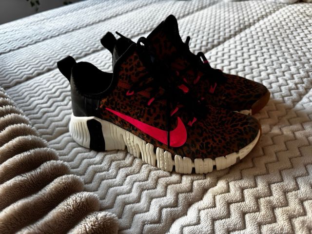 Zapatillas Nike Leopardo Rosa y Marrón