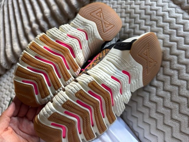 Zapatillas Nike Leopardo Rosa y Marrón