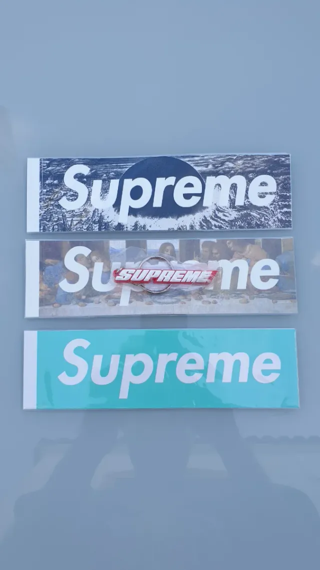 Llavero Supreme Rojo Bevel Logo Box