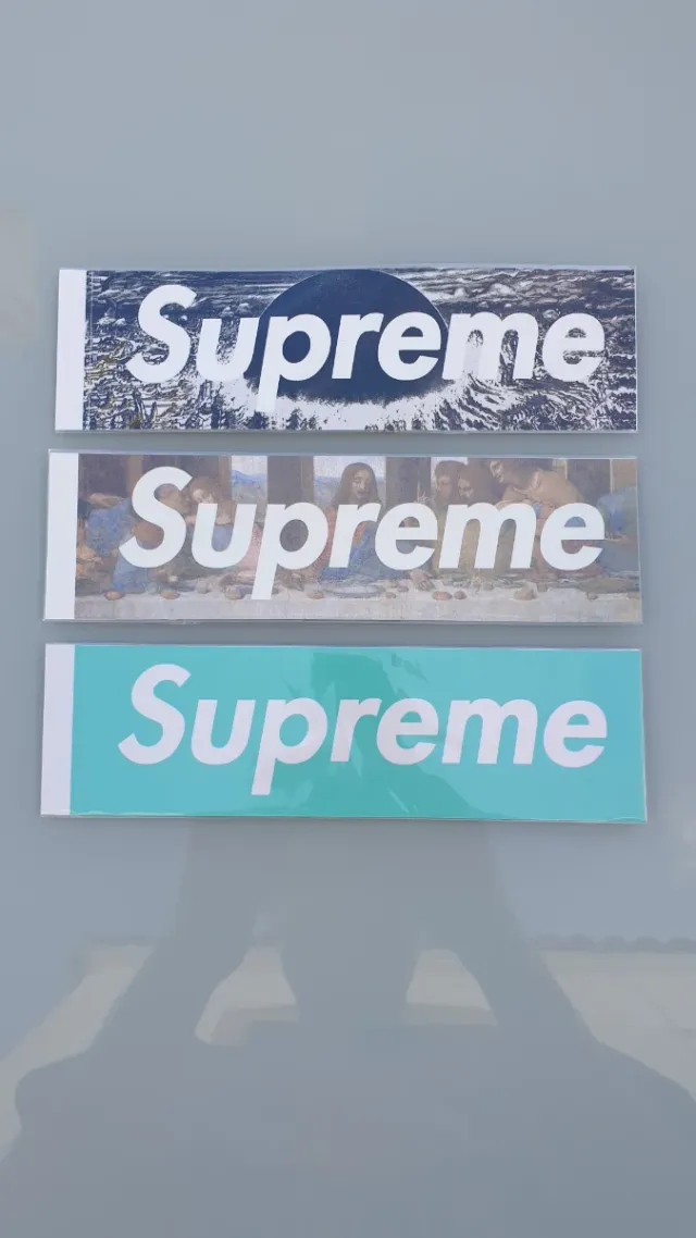 Llavero Supreme Rojo Bevel Logo Box