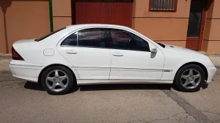 Mercedes-Benz Clase C 2001