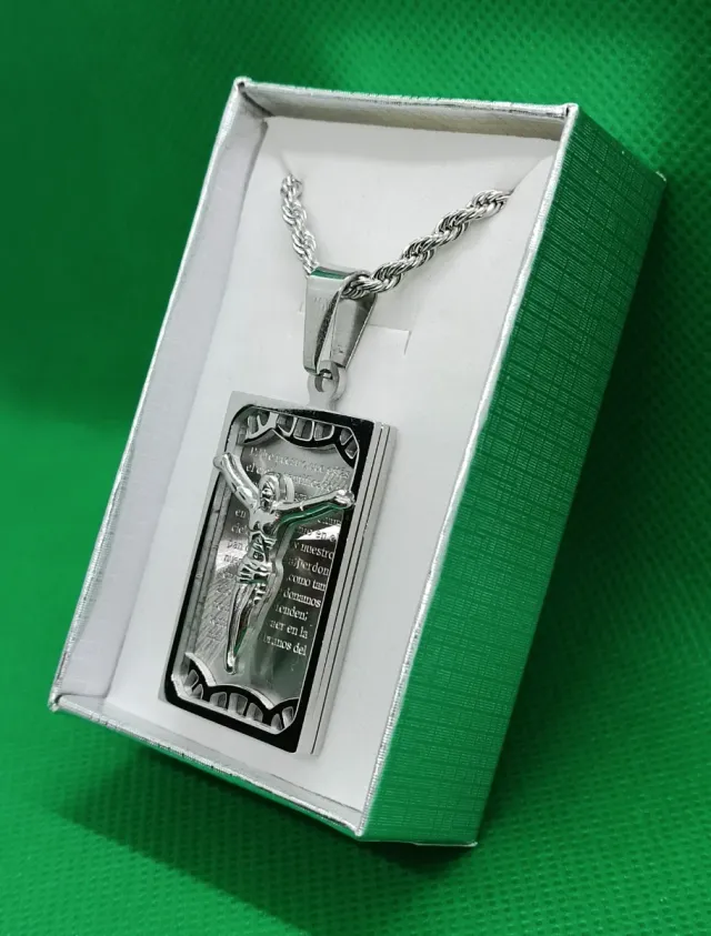 Colgante Cristo y el Padre Nuestro acero inoxidabl