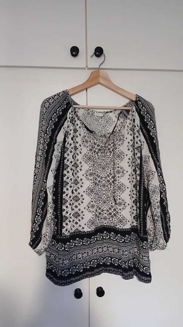 Blusa estampado étnico