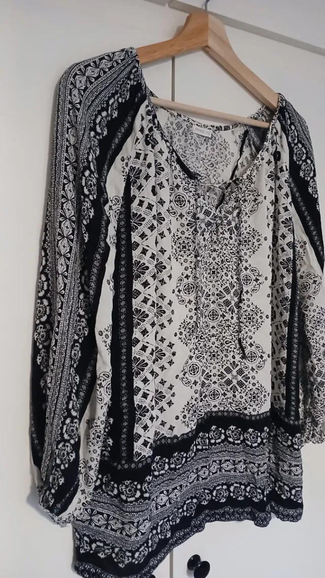 Blusa estampado étnico