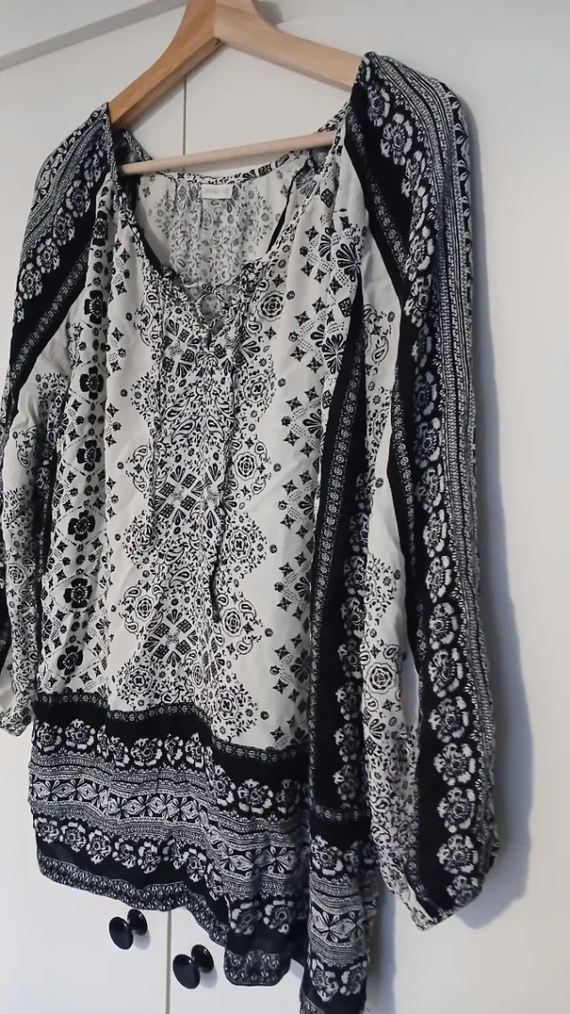 Blusa estampado étnico