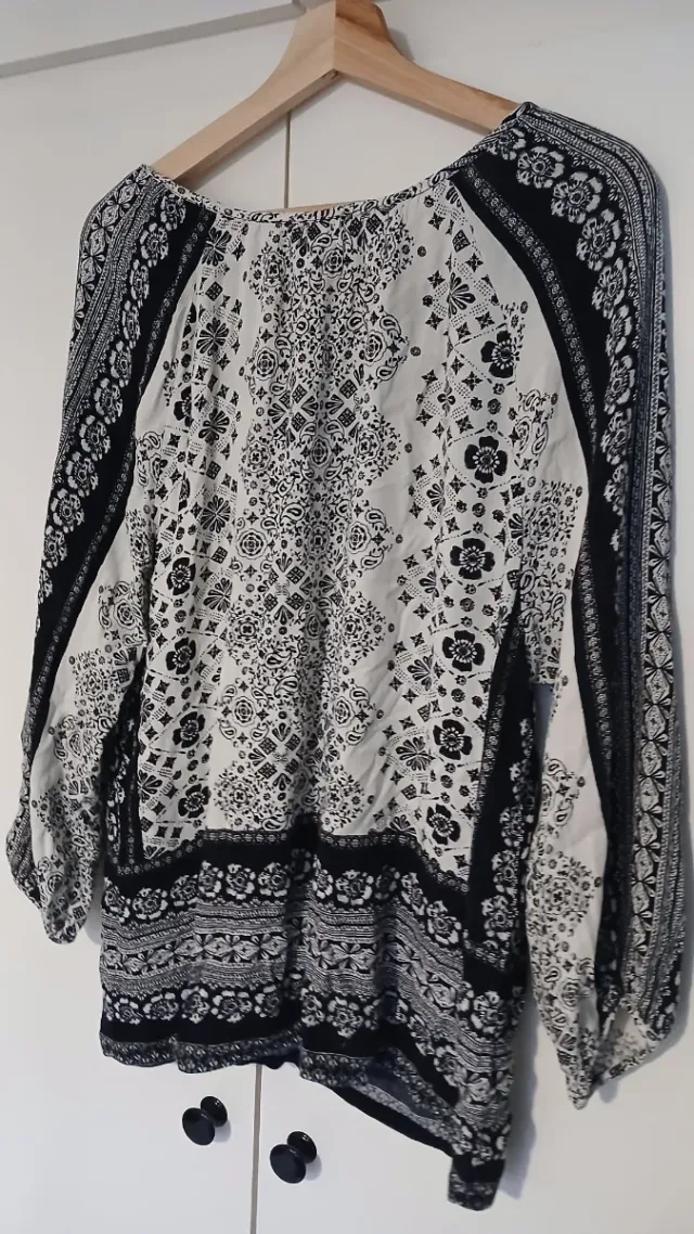 Blusa estampado étnico