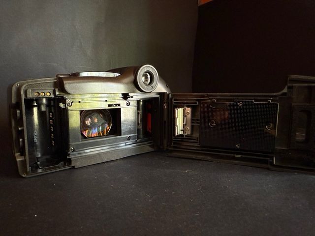 Cámara Olympus Zoom AF analógica