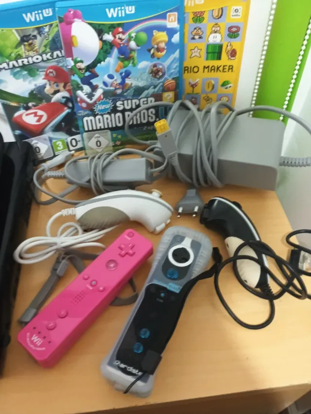 Nintendo Wii U Nera + Giochi