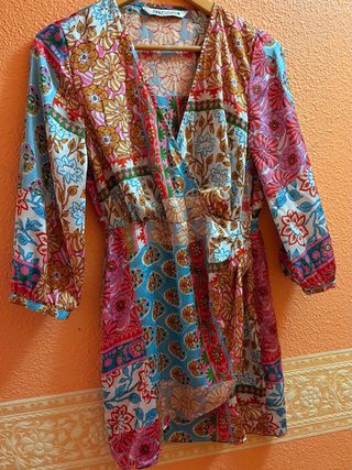 Vestido Zara estampado floral talla M