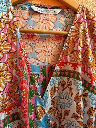 Vestido Zara estampado floral talla M