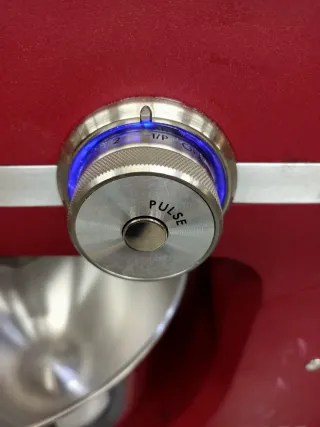 Robot de cocina AEG amasadora roja