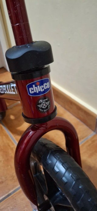 Bicicleta sin pedales Chicco, nueva.