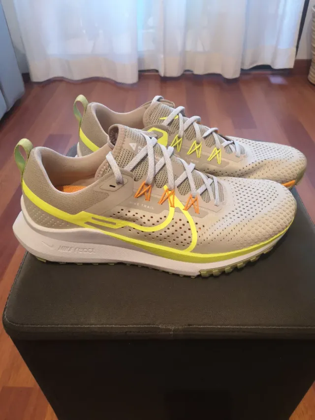 Nike Pegasus Trail Beige/Verde