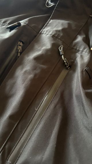 Abrigo The North Face Negro Gordo. Impermeable