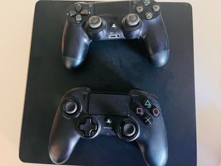 PlayStation 4 PS4 Nera