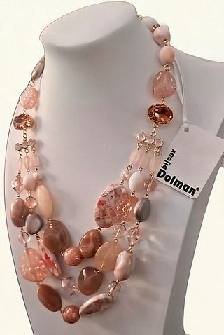 Collana Dolman multistrato perle con cartellino