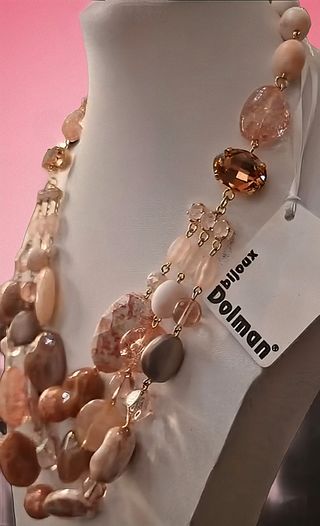 Collana Dolman multistrato perle con cartellino