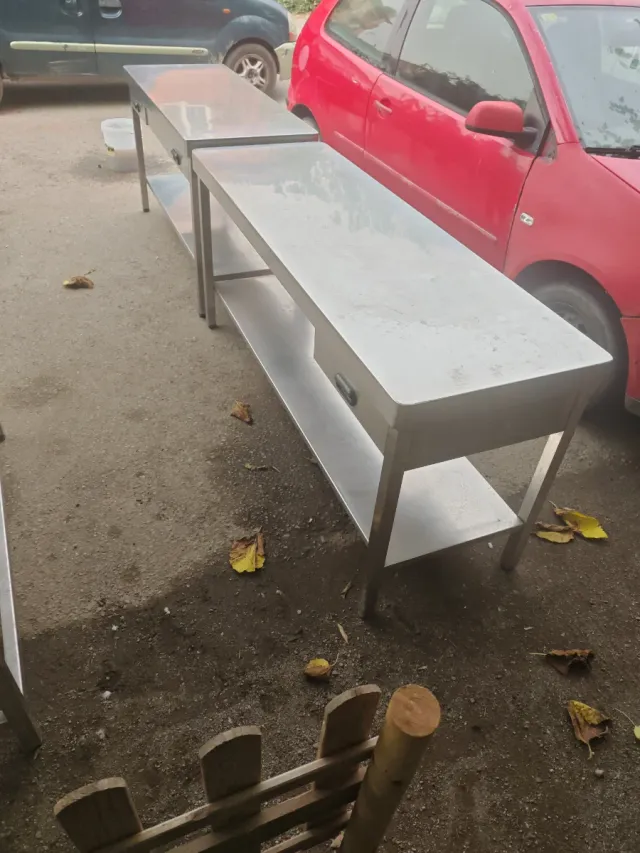 Mesa de acero inoxidable