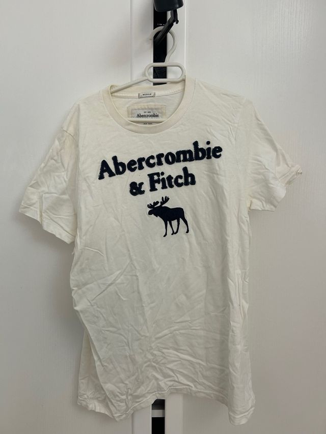 Camiseta Abercrombie & Fitch Blanca