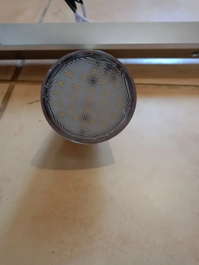 Aplique de banheiro 15W