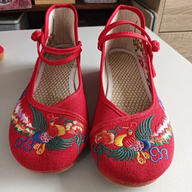 Zapatos bordados talla 37 ideáles para falleras