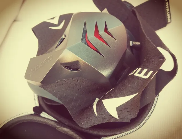 FDBRO Máscara Deportiva Negra