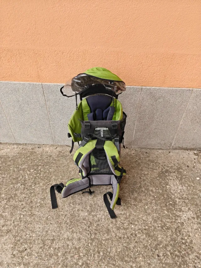 Mochila porta bebé montaña