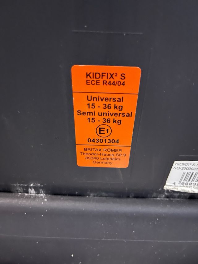 Silla coche Romer Kidfix S Cosmos 2/3