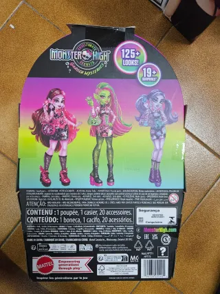 Monster High Skulltimate Secrets Garden Mysteries