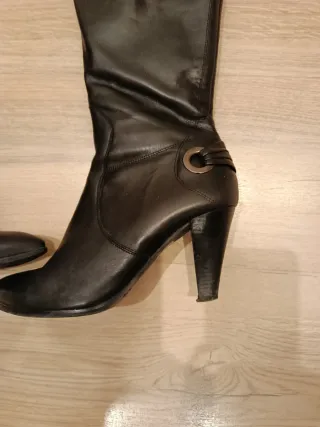 Oportinidad. Botas de piel Pepe Castell Talla 40