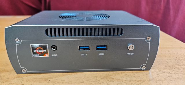 Mini PC Semi Fanless AMD Ryzen 7540U (Barebone)