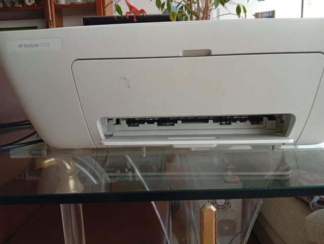 Impresora HP Deskjet 2722