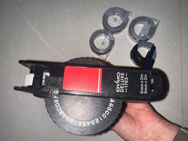 Etiquetadora vintage DYMO