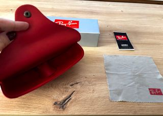 Funda y caja original Ray Ban