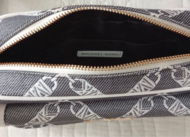 Bolso bandolera Michael Kors azul y blanco