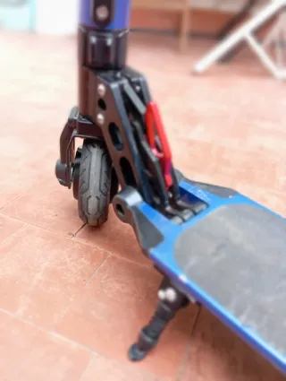 Patinete Eléctrico (max. 68 kg) - ¡pilas nuevas!