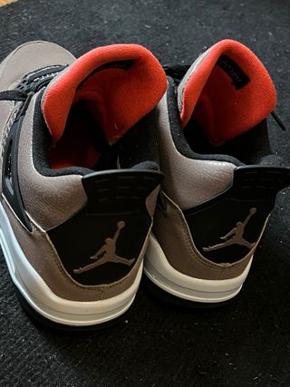 Air Jordan 4 Retro Taupe Haze Brown Red
