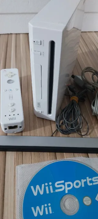 Nintendo Wii Blanca + Wii Sports