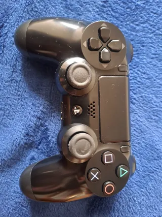 Control PS4 Slim Negro Sony con cable de carga