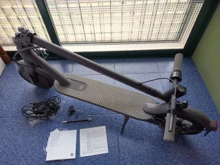 Patinete Eléctrico Xiaomi Mi Essential