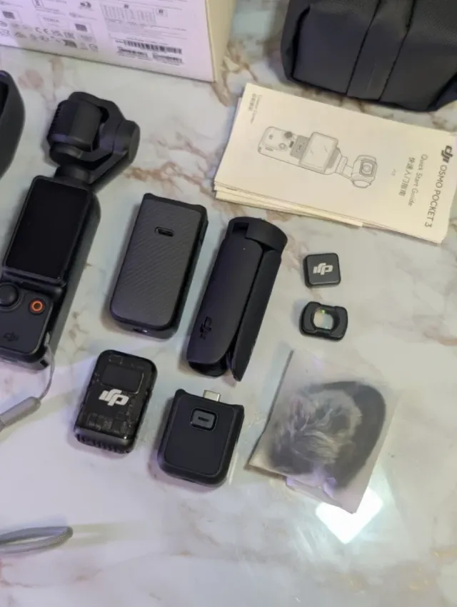 DJI Osmo Pocket 3 Creator Combo