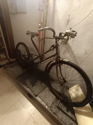 Bicicleta antigua llantas madera carburo 1920/1930