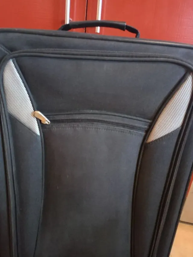 Maleta negra