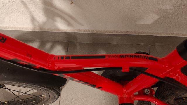 Bicicleta Btwin 16 Roja Aluminio