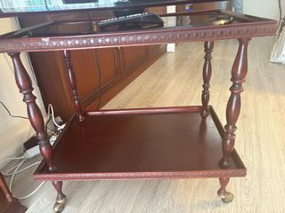 Mesa auxiliar madera antigua