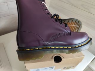 Botas Dr. Martens Moradas Talla 39 Mujer